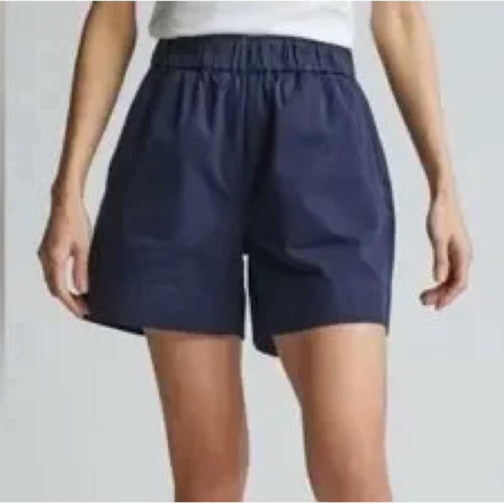 Everlane Easy Short XS